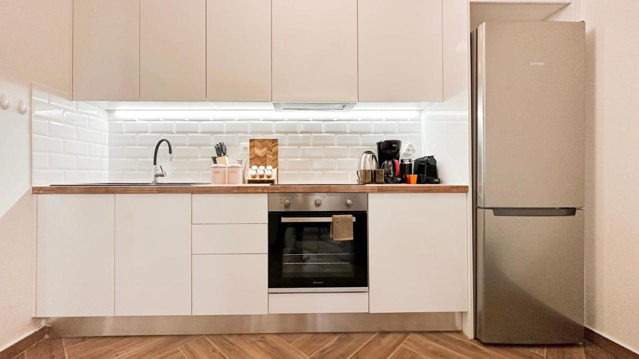 Valtetsiou Central 50Sqm Apt In Athens Leilighet Eksteriør bilde